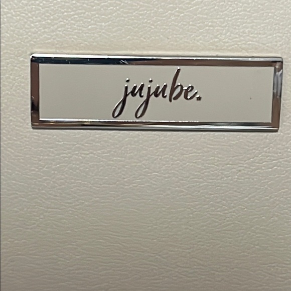 Ju-Ju-Be Tan and Black Tote with Exotic Accents Diaper Bag - Picture 2 of 10